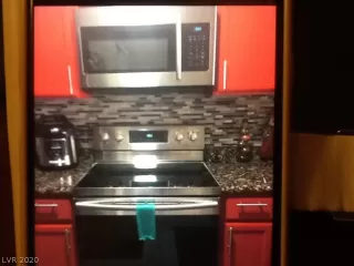 Photo #1: 2233751 Listing