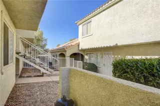 Photo #2: 2233800 Listing 