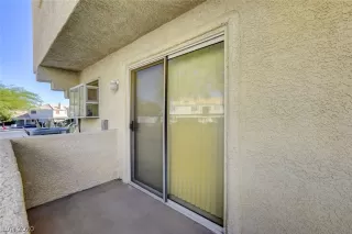 Photo #3: 2233800 Listing 