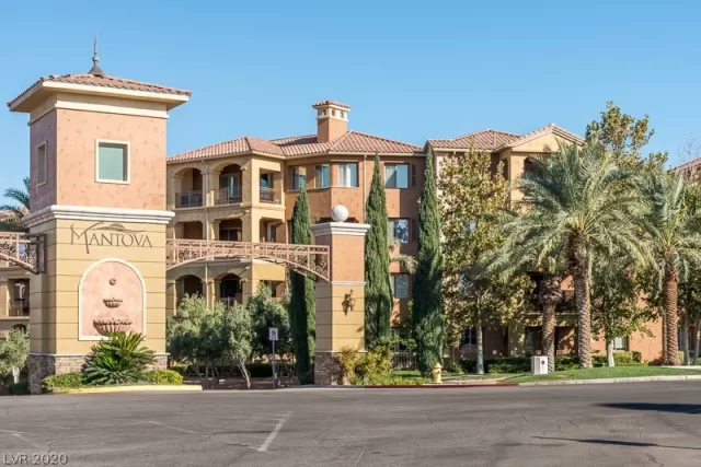 MLS: 2233806 Condo For Sale