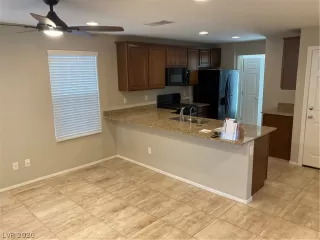 Photo #1: 2233831 Listing 