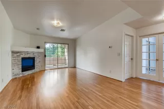 Photo #1: 2233870 Listing