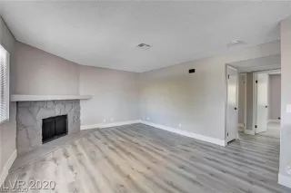 Photo #2: 2233916 Listing 