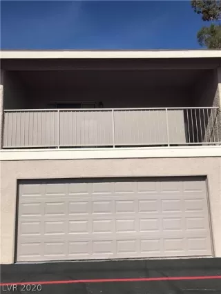 Photo #2: 2233979 Listing 