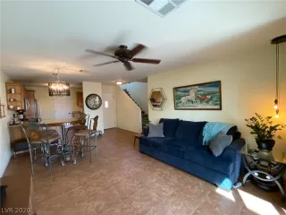 Photo #5: 2234017 Listing