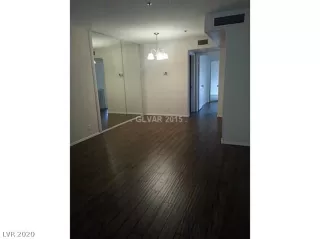 Photo #3: 2234045 Listing 