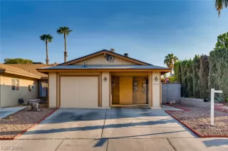 Photo #1: 2234049 Listing 