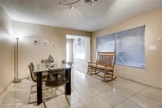 Photo #6: 2234049 Listing 