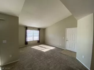 Photo #2: 2234205 Listing