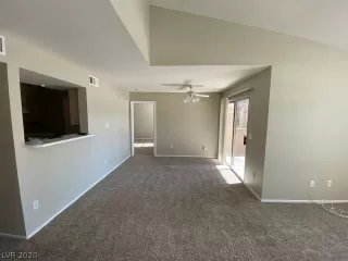 Photo #4: 2234205 Listing