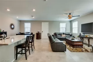 Photo #6: 2234206 Listing 