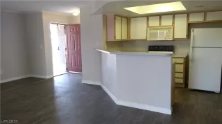 Photo #3: 2234217 Listing