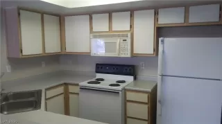 Photo #4: 2234217 Listing