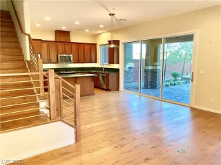 Photo #2: 2234290 Listing 