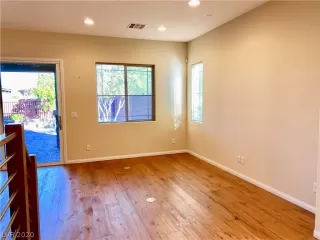 Photo #3: 2234290 Listing 