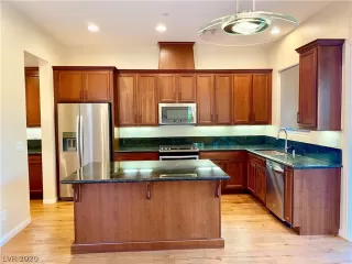 Photo #6: 2234290 Listing 