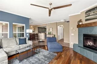 Photo #6: 2234295 Listing