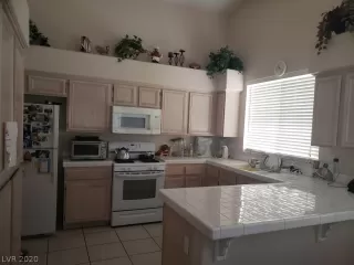 Photo #4: 2234381 Listing 