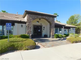 Photo #2: 2234413 Listing