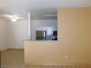 Photo #6: 2234413 Listing