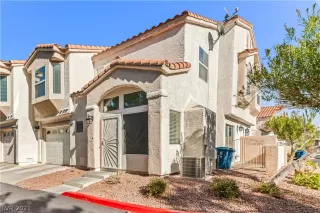 Photo #1: 2234427 Listing