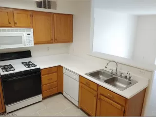 Photo #6: 2234532 Listing