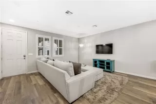 Photo #3: 2234550 Listing 