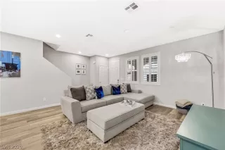 Photo #4: 2234550 Listing 