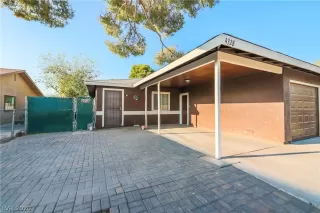 Photo #2: 2234583 Listing 