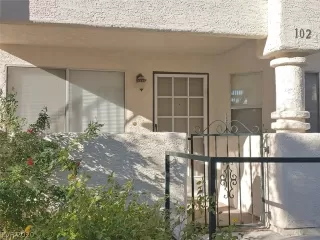 Photo #1: 2234630 Listing 