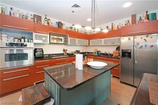 Photo #3: 2234675 Listing 