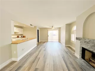 Photo #4: 2234681 Listing 