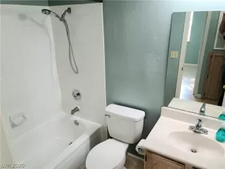 Photo #3: 2234697 Listing