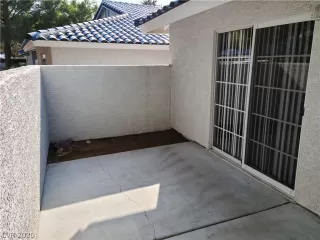 Photo #5: 2234697 Listing