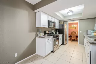 Photo #2: 2234740 Listing