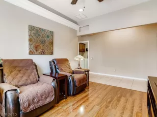 Photo #5: 2234788 Listing 