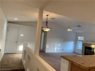 Photo #4: 2234839 Listing