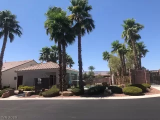 Photo #3: 2234848 Listing