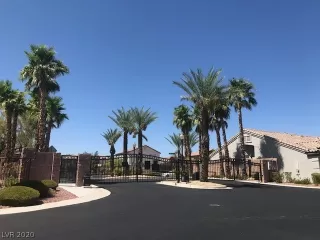 Photo #4: 2234848 Listing