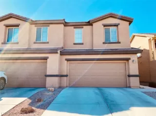 Photo #1: 2234910 Listing 