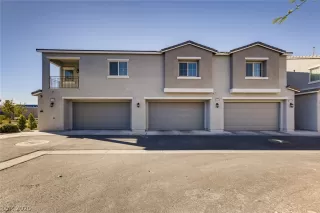 Photo #1: 2234960 Listing