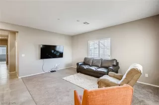 Photo #4: 2234960 Listing