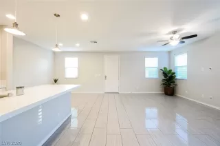 Photo #1: 2234968 Listing