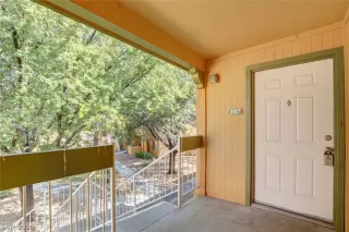 Photo #4: 2235006 Listing 