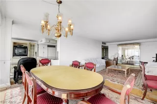 Photo #3: 2235039 Listing 