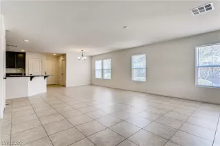 Photo #1: 2235049 Listing 