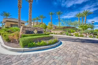 Photo #6: 2235131 Listing