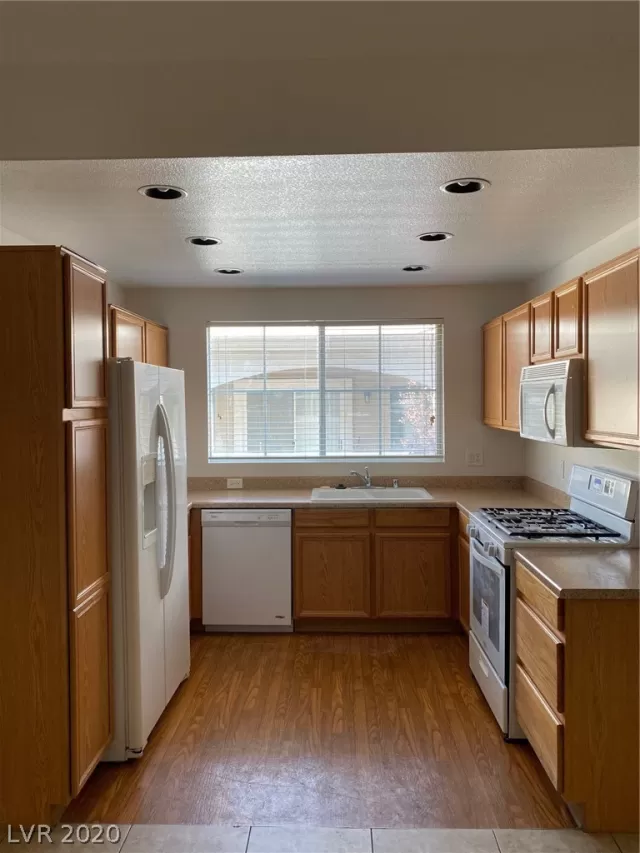 MLS: 2235132 Condo For Sale