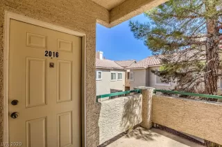 Photo #5: 2235141 Listing