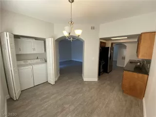 Photo #3: 2235171 Listing 